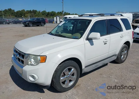 2010 Ford Escape Limited из США, поврежденный, VIN 1FMCU0EG9AKA03388